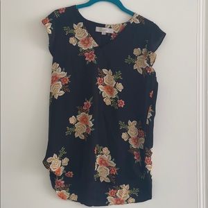 Floral ruffle sleeve blouse